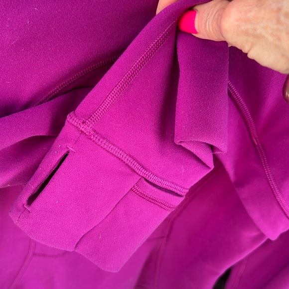Lululemon Define Jacket
Regal Plum
Size:6 - Picture 11 of 12